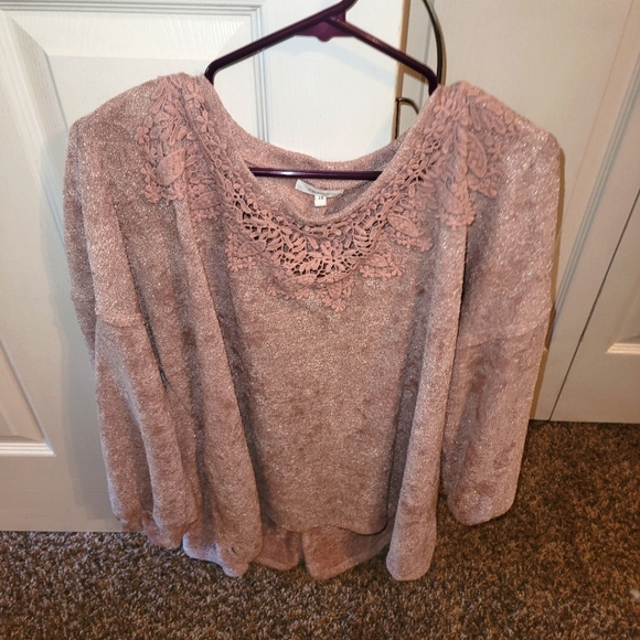 Sweater - Picture 1 of 1